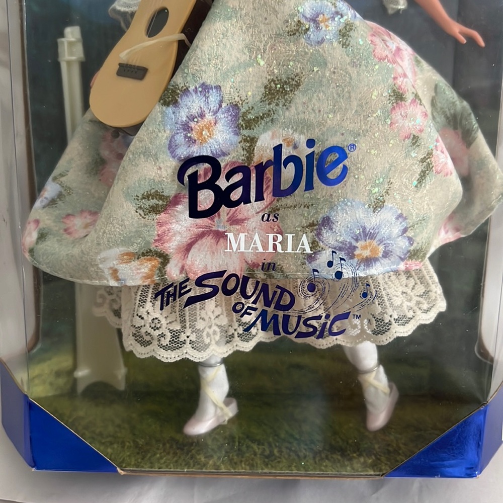 1995 Barbie as Maria in The Sound of Music NRFB - Picture 11 of 13